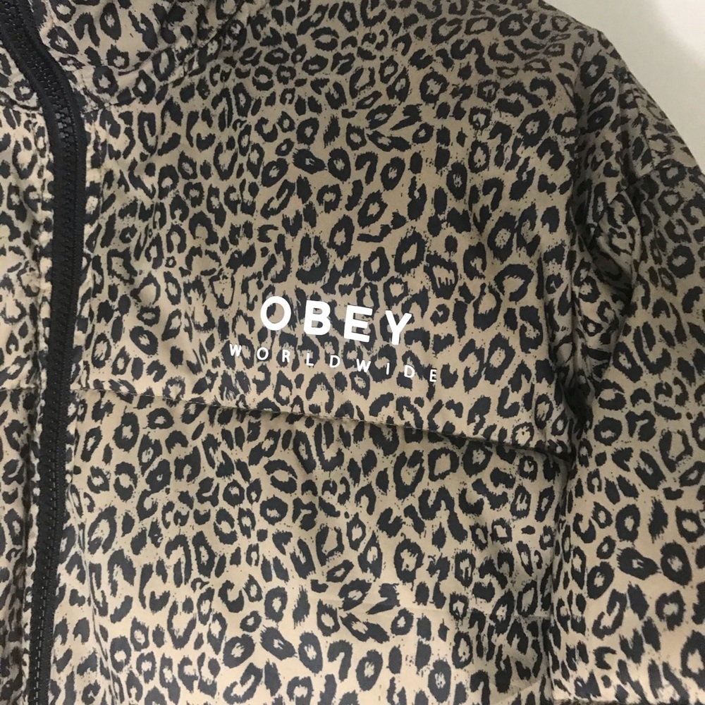 OBEY puffer jacket